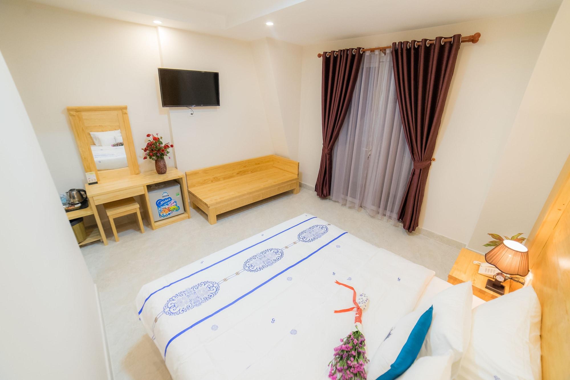 Starhill Hotel Da Lat Buitenkant foto