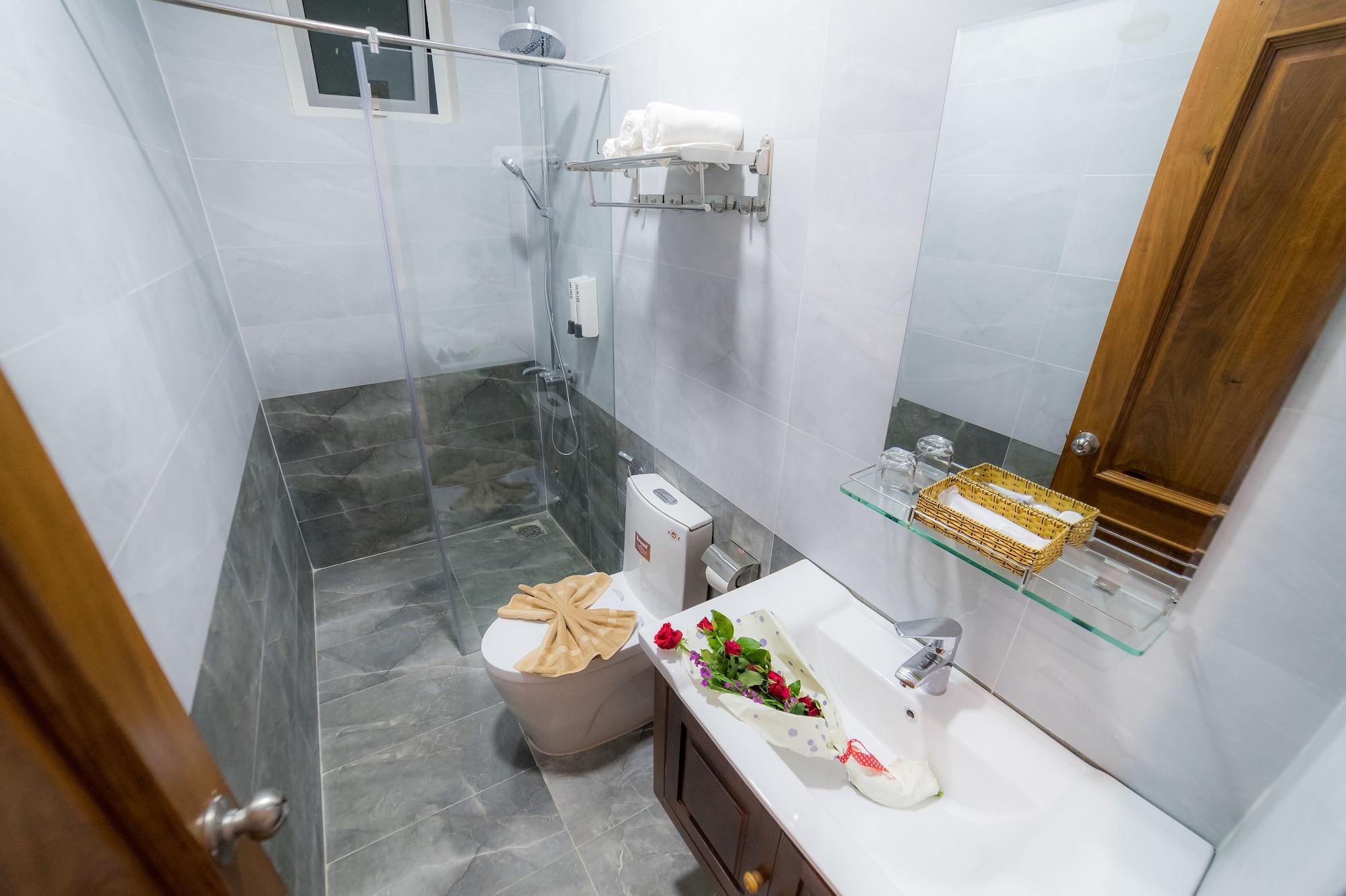 Starhill Hotel Da Lat Buitenkant foto