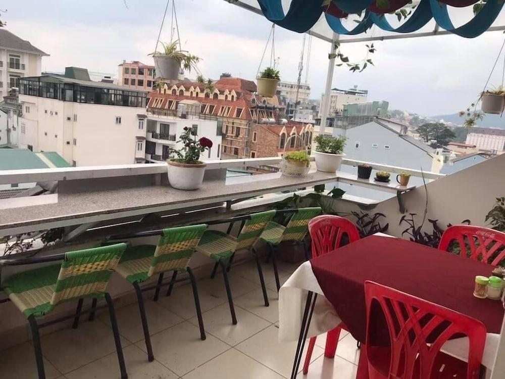 Starhill Hotel Da Lat Buitenkant foto